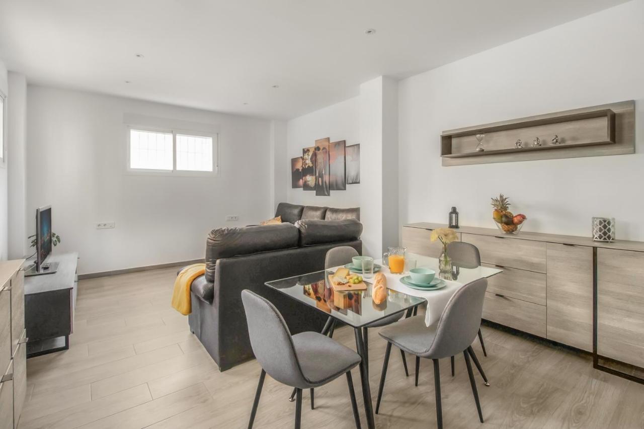The Million Street Apartment Malaga Bagian luar foto